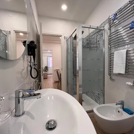 Vico Dell'amore, * Рапалло