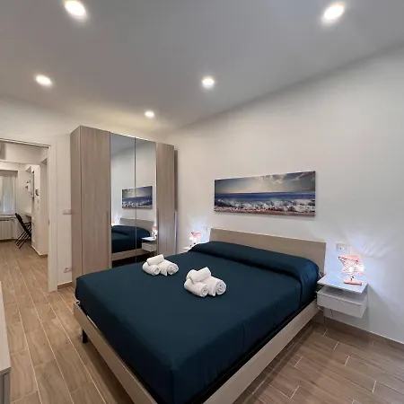 Vico Dell'amore, * Rapallo