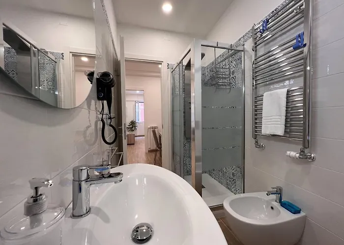 Vico Dell'amore, * 拉帕洛