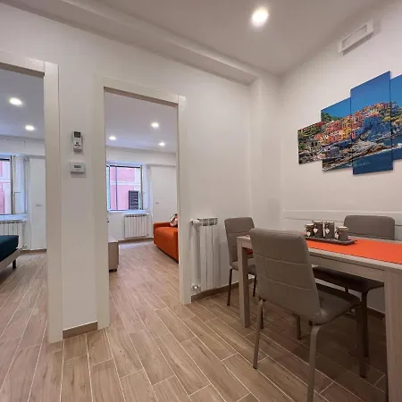 Vico Dell'amore, Apartamento *