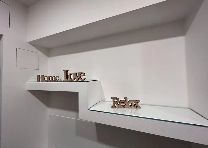 Vico Dell'amore, ראפאלו